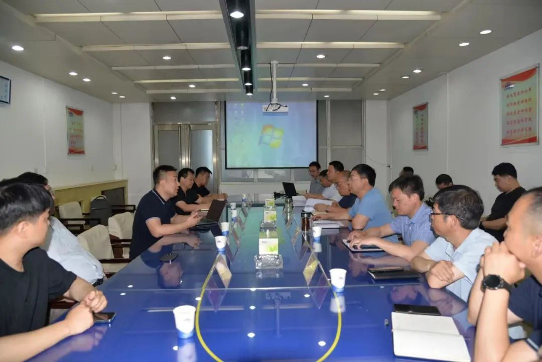 國(guó)聯股份數(shù)字雲工(gōng)廠(chǎng)團隊深入安化(huà)集團部署交流調研