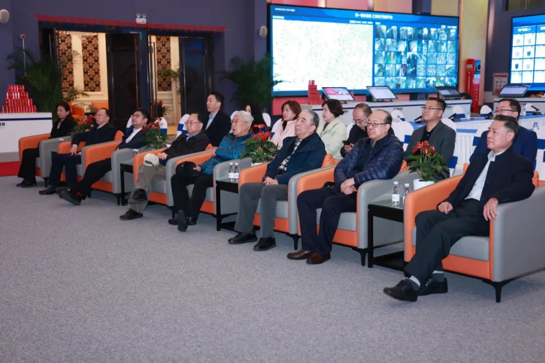 中國(guó)設備管理(lǐ)協會(huì)領導一(yī)行(xíng)莅臨國(guó)聯股份調研交流